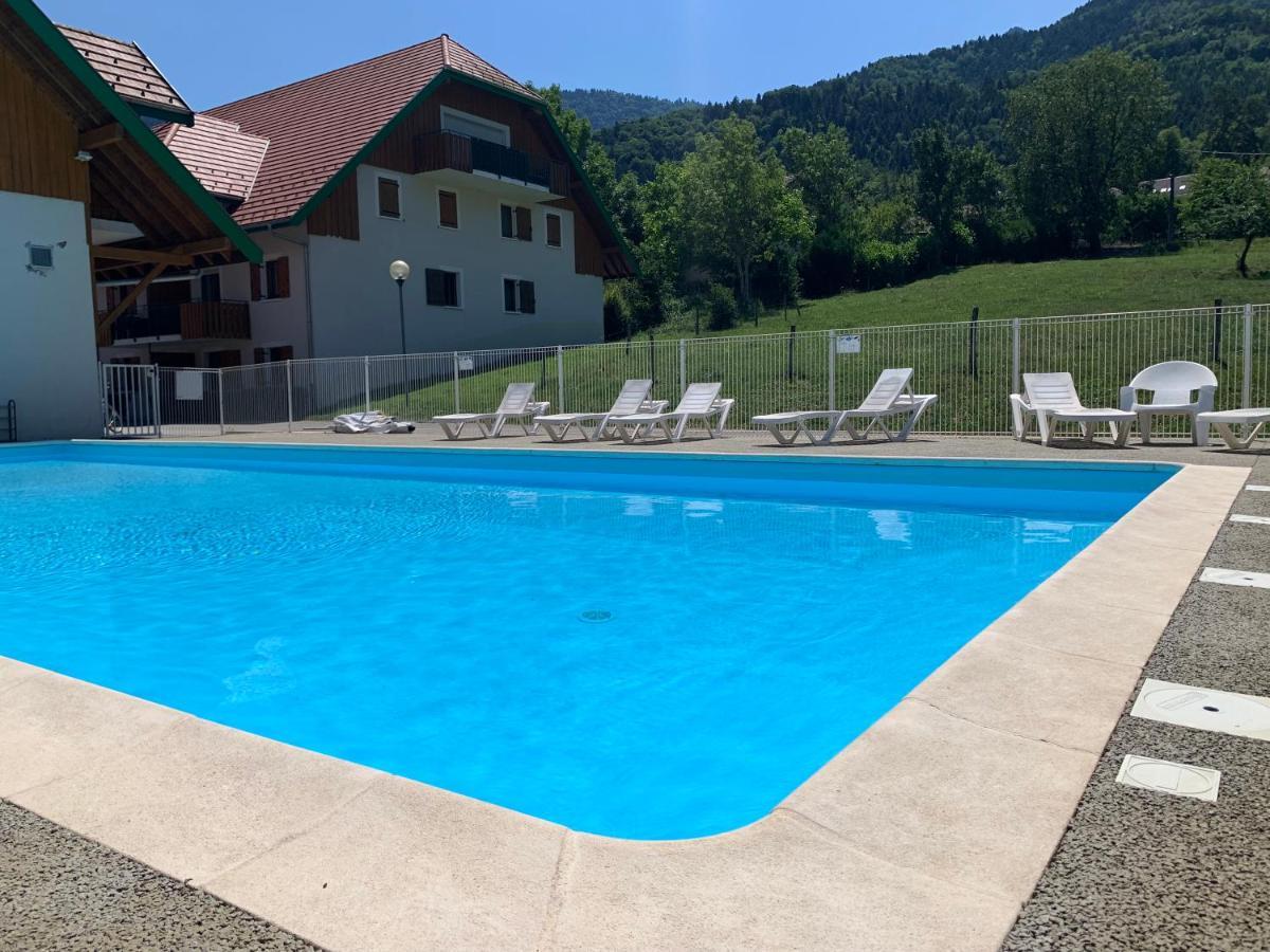 Petit Cocon Entre Lac, Golf Et Montagne, Proche D'Annecy Giez Exteriör bild